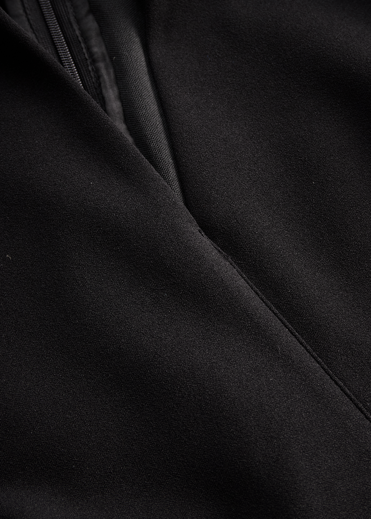 DALIA | Robe élégante à col mao et ceinture