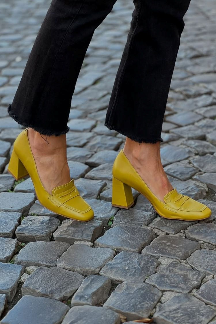 Christelle | Mocassins Jaune Moutarde à Bout Carré et Talon Bloc