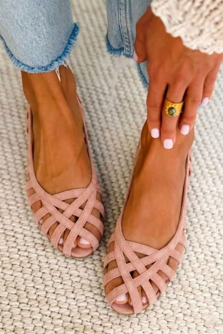 Ballerines chic tressées à découpes en suédine Vieux Rose avec brides