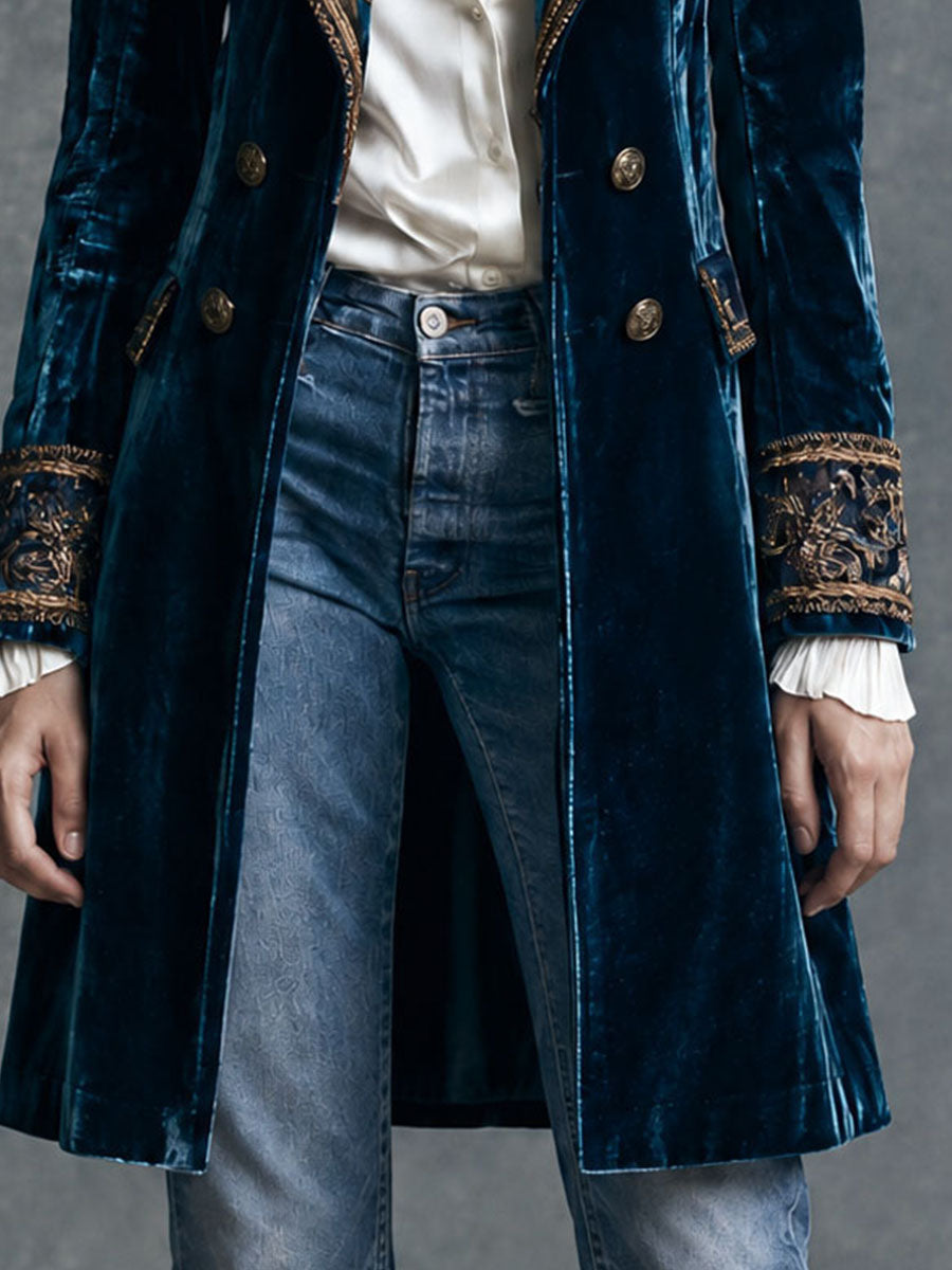 Théodora | Blazer Mi-Long en Velours Bleu Profond Brodé d’Or