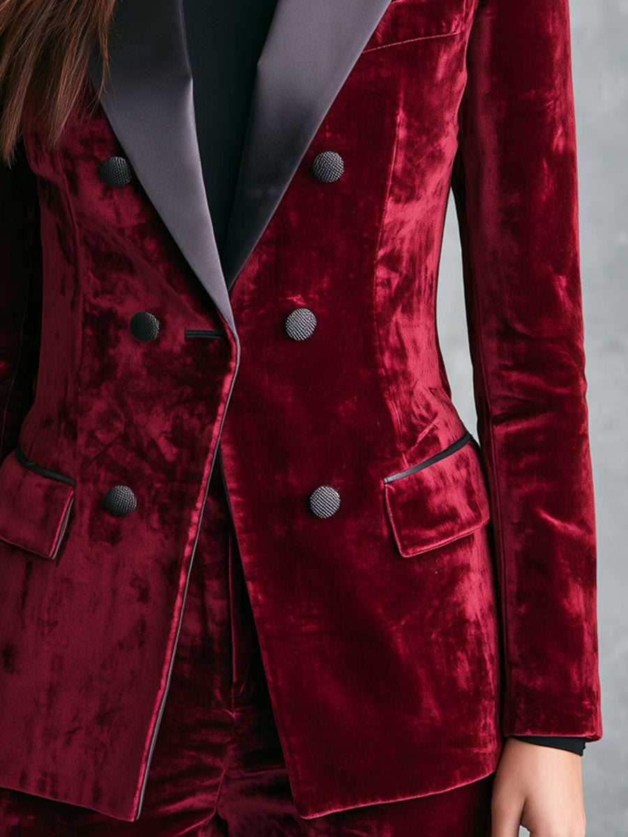 Victorine | Blazer Croisé en Velours Bordeaux à Revers Satinés