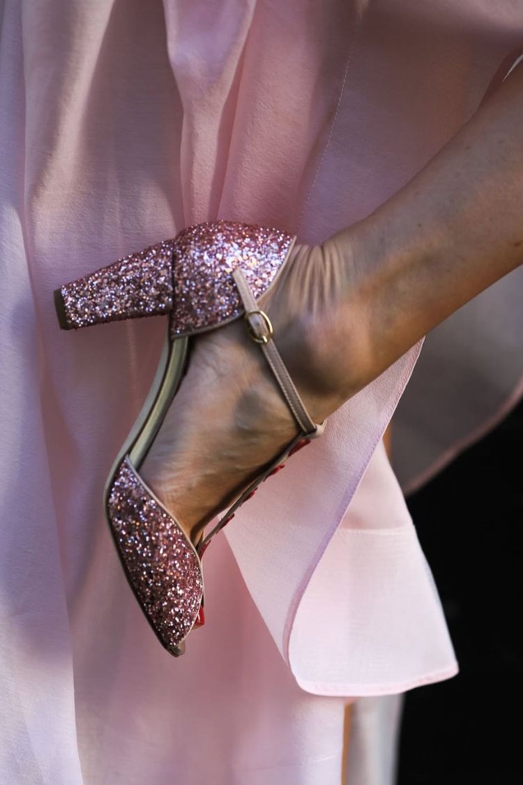 Sandales pailletées Rose et Rouge avec bride en T, cœur et talon bloc