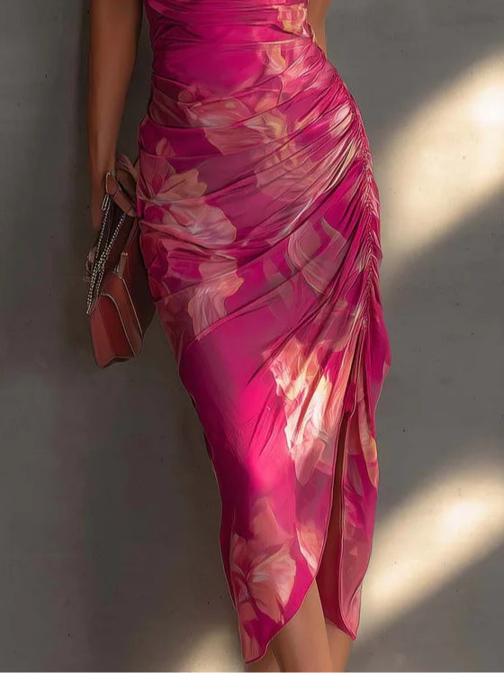 Robe Moulante Fuchsia Sans Manches à Imprimé Floral, Fronces et Fente Latérale