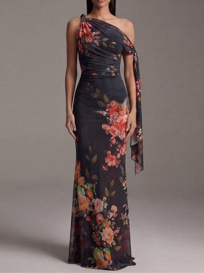 Robe Longue Noire Asymétrique à Une Épaule Imprimée Plissée en Mousseline