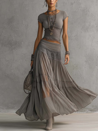 Geneva · Ensemble Top Transparent à Empiècements en Dentelle Noire et Jupe Maxi Plissée