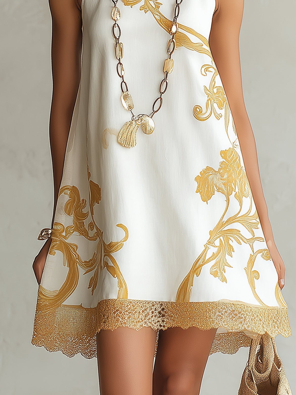 Héloïse | Mini Robe en Dentelle Blanche à Motifs Dorés
