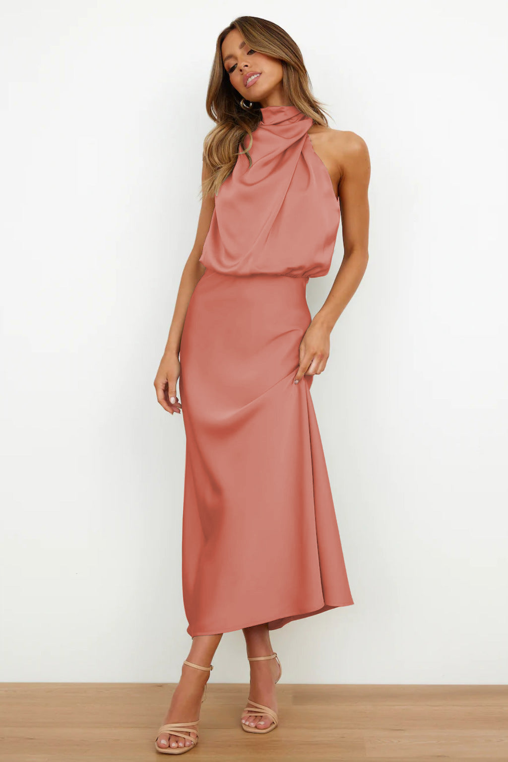 MARIANNA | Robe à encolure américaine