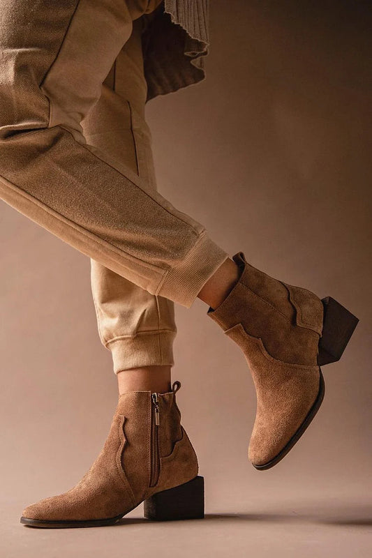 Thaïs | Bottes Marron en Suédine Pointues à Zip Latéral
