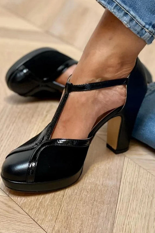 talons chunky noirs à bout fermé et bride en T à boucle color block.