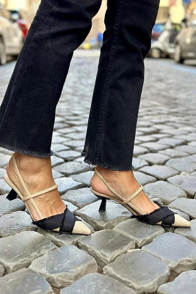 Sandales à talon pointues slingback color block Beige à bords francs