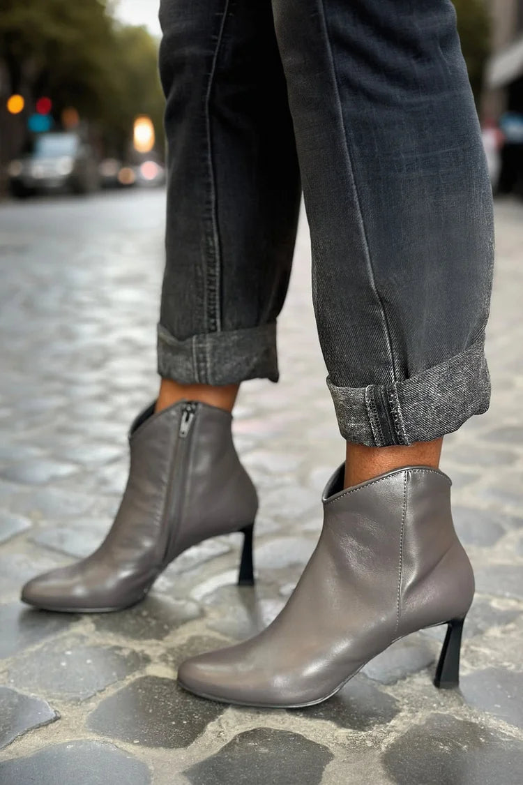 Elsa | Bottes Grises Pointues à Talon Aiguille et Zip