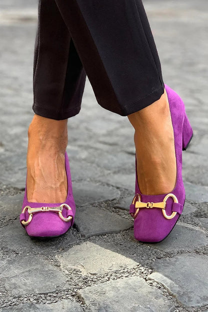 Chaussures à Talon Épais Unies à Boucle en Alliage et Bout Carré.