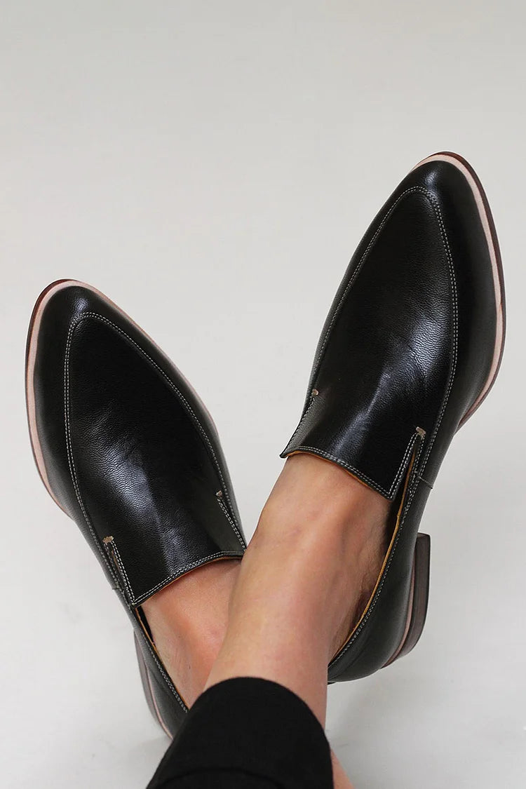 Mocassins Noirs à Bout Effilé Unis Daily Seam.
