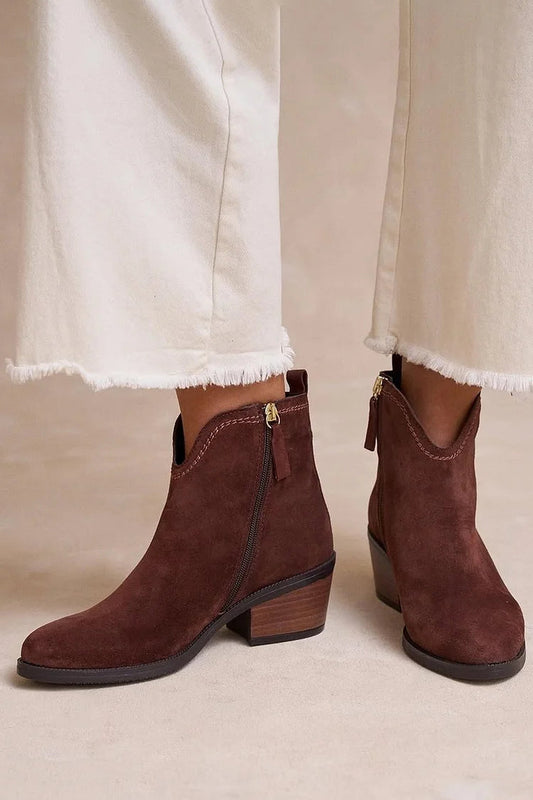 Ariane | Bottes Marron Foncé en Suédine à Encolure en V