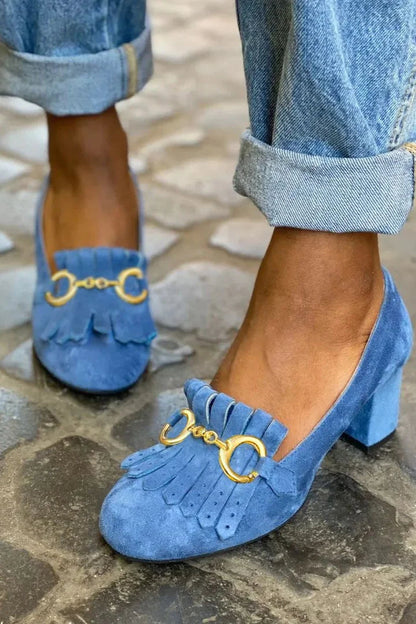 talons épais mats à boucle métallique, franges et bout rond.