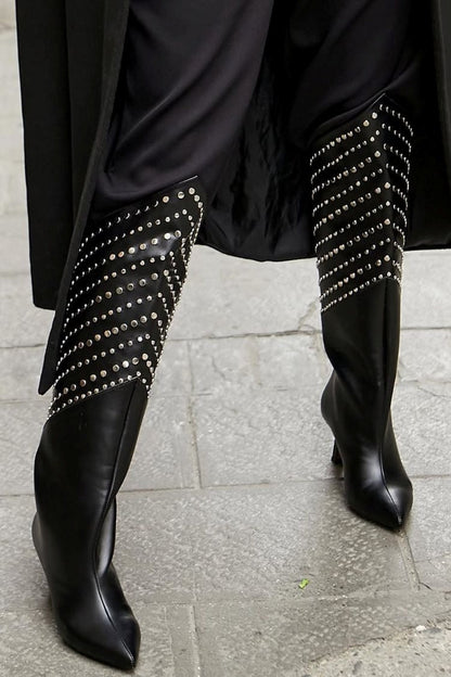 Roxane | Bottines Noires Cloutées Pointues à Talon Mi-Bas