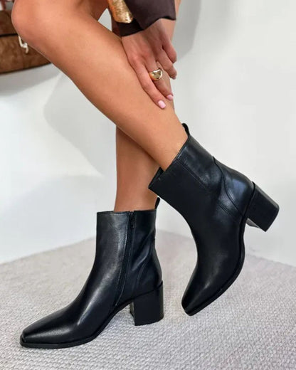 Suzanne | Bottines Noires Pointues à Talon Épais et Zip Latéral