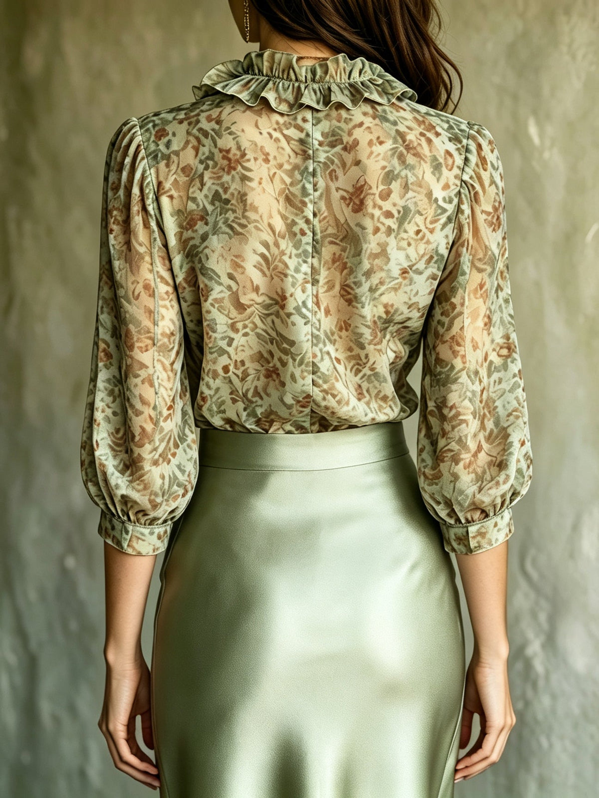 Antonella | Ensemble Blouse Fleurie et Mini-Jupe en Satin