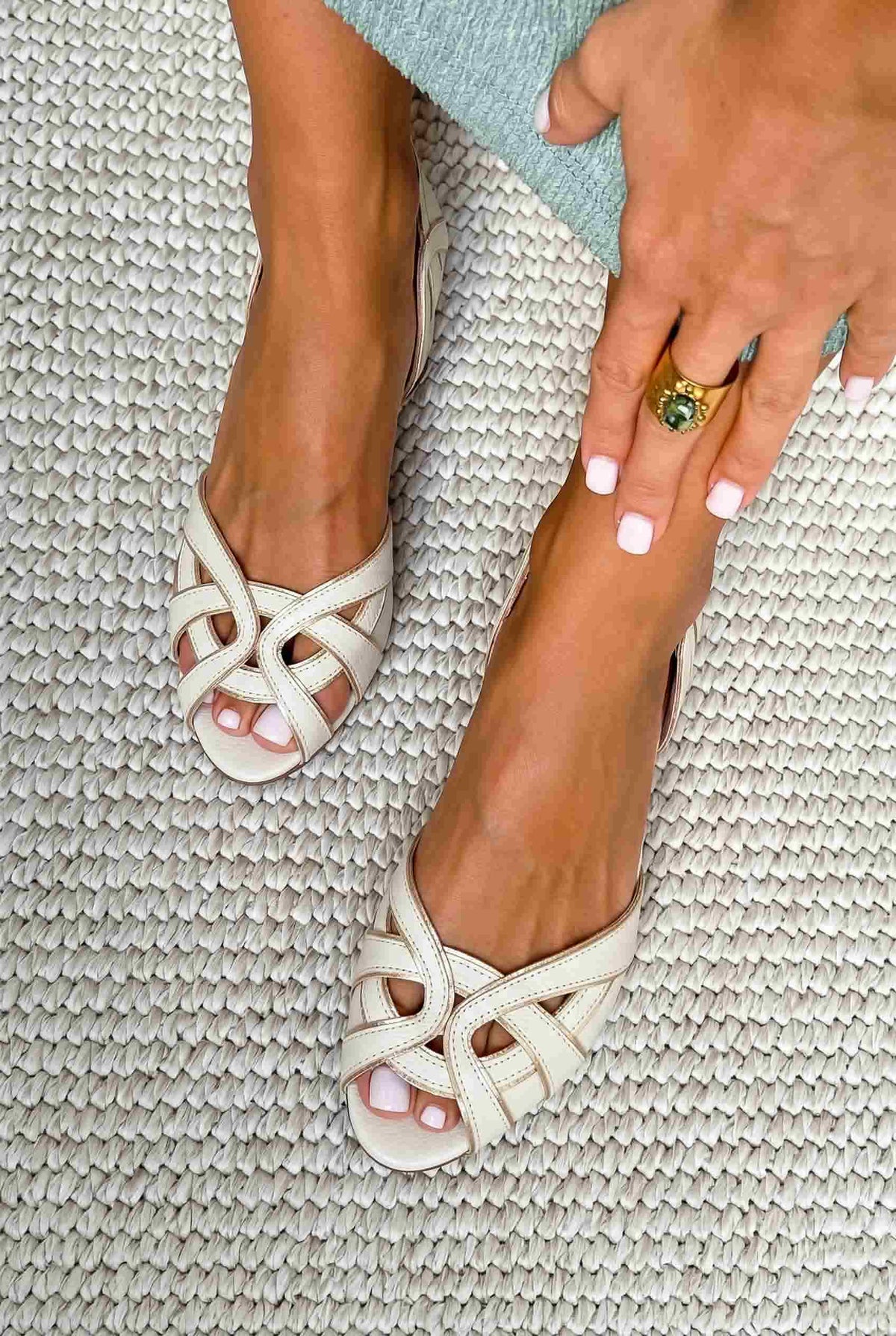 Sandales plates slingback peep toe à découpes Blanc avec brides
