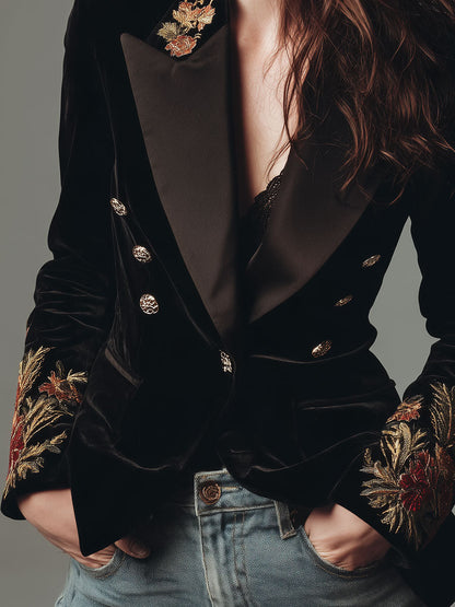 Pierrette | Blazer Ajusté en Velours Brodé à Revers Satinés