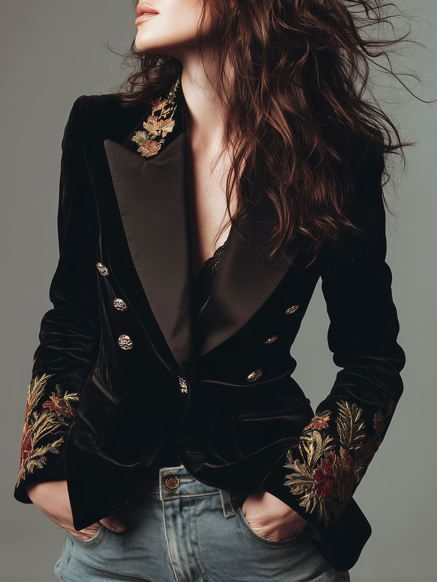 Pierrette | Blazer Ajusté en Velours Brodé à Revers Satinés