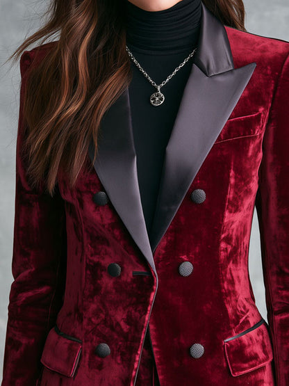 Victorine | Blazer Croisé en Velours Bordeaux à Revers Satinés