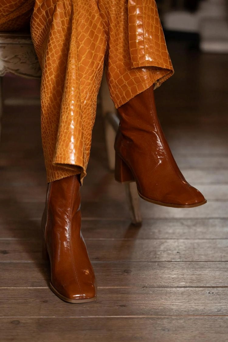 Prudence | Bottines Vernies à Bout Carré et Talon Bloc
