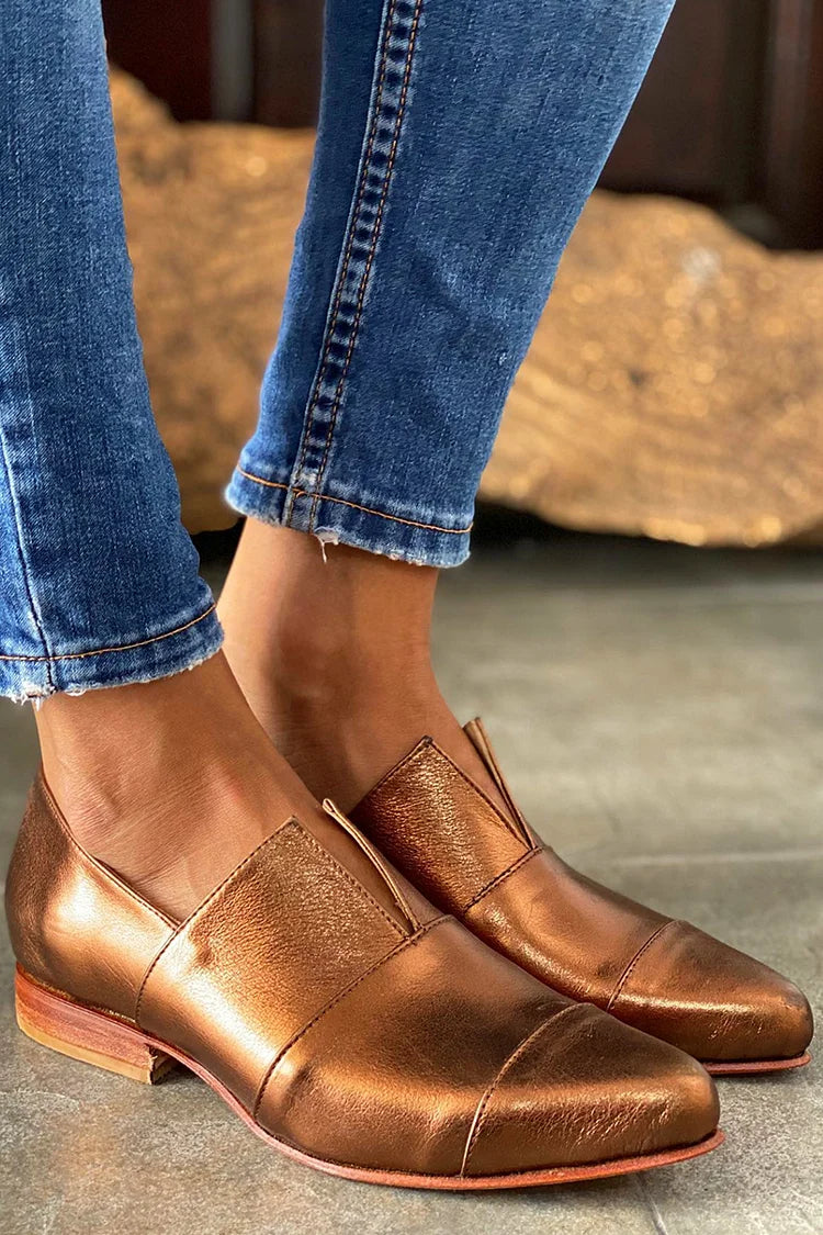 Faustine | Mocassins Slip-On Pointus Dorés à Encoche en V