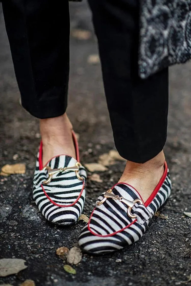 Rose | Mocassins Bout Rond Zébrés à Boucle Métallique