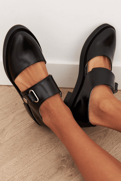 Ballerines slingback à découpes unies à bout rond