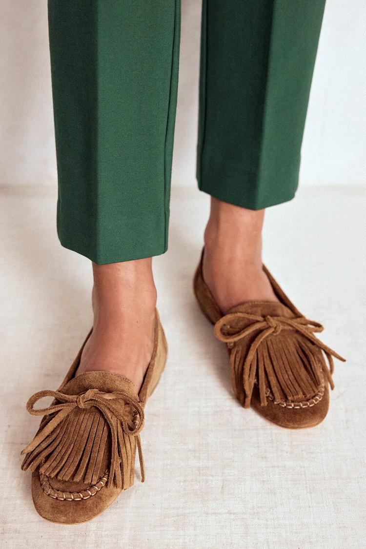 Mocassins Camel unis à bout rond et franges