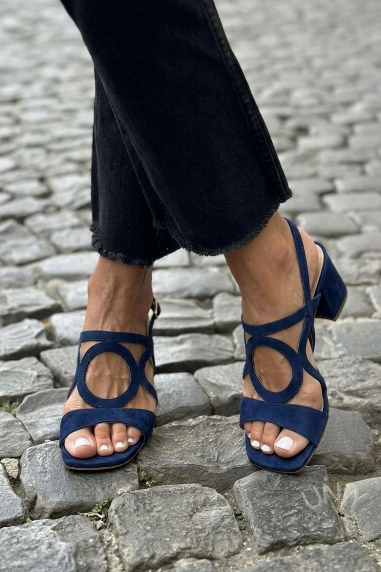 Sandales à talon slingback à découpes Jaune à bout carré