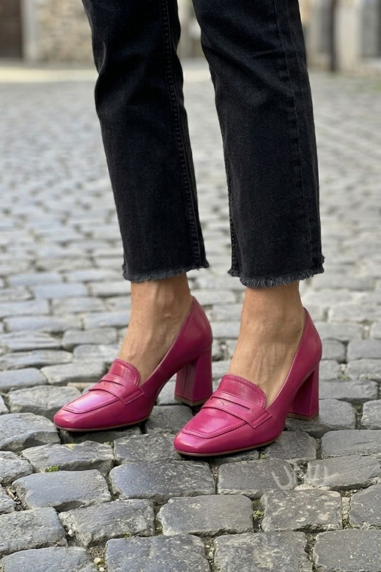Aude | Mocassins Magenta Minimalistes à Talon Bloc