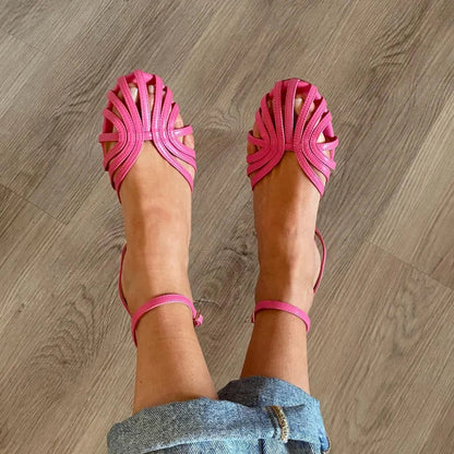 Ballerines unies à découpes et bout rond avec bride cheville