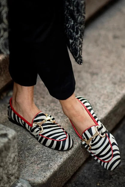 Rose | Mocassins Bout Rond Zébrés à Boucle Métallique