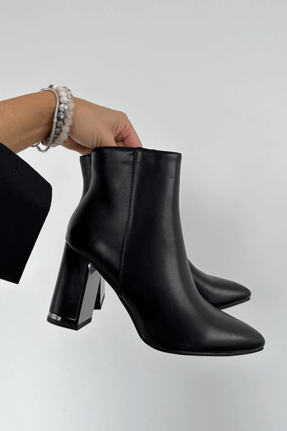 Bottes pointues chunky élégantes en simili cuir