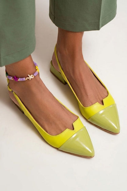Ballerines pointues slingback à découpes color block avec boucle