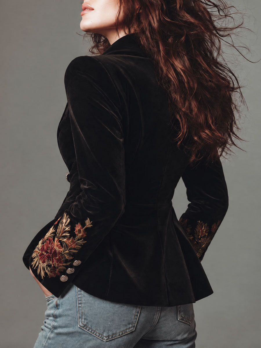 Pierrette | Blazer Ajusté en Velours Brodé à Revers Satinés