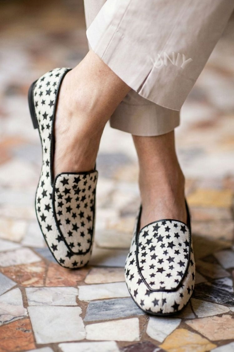 Emmanuelle | Mocassins Blancs Effet Poulain Imprimé Étoiles