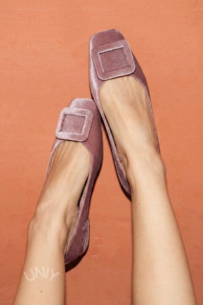 Ballerines à bout carré en velours avec boucle