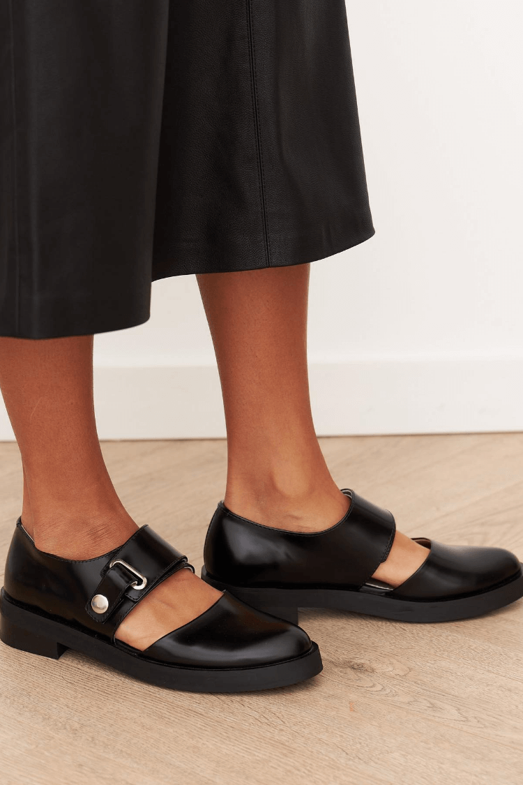 Ballerines slingback à découpes unies à bout rond
