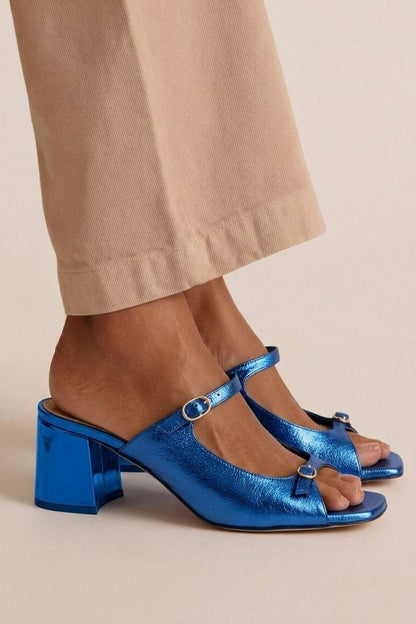 talons or slingback à bout color block, découpes et talon large.