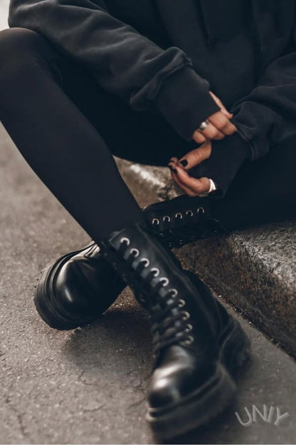 Valentine | Bottines Noires à Lacets et Semelle Plateforme