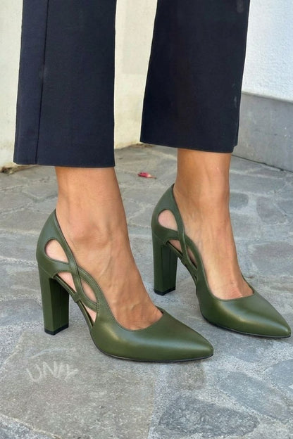 Escarpins pointus à découpes en simili cuir à talon bloc