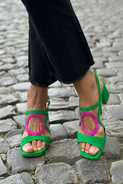 Sandales à talon slingback à découpes Jaune à bout carré