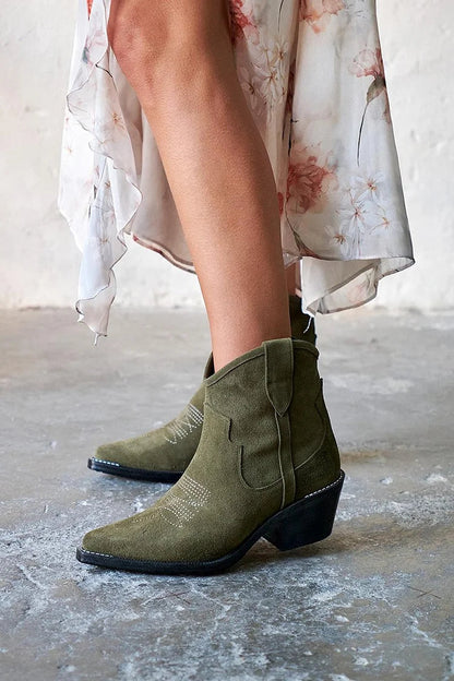 Hélène | Bottes Western Vertes Pointues à Surpiqûres