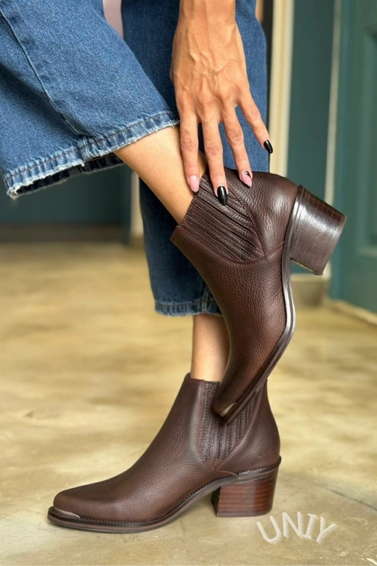 Judith | Bottines Chelsea Marron à Talon Épais