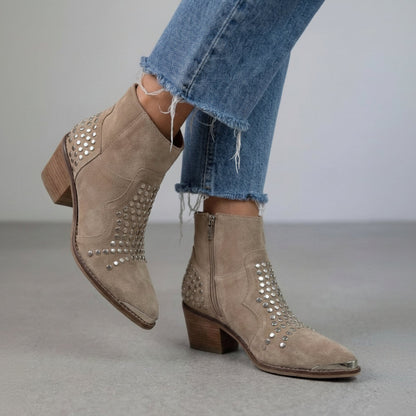 Bottines Grises Effet Daim à Clous, Bout Fin et Talon Épais.