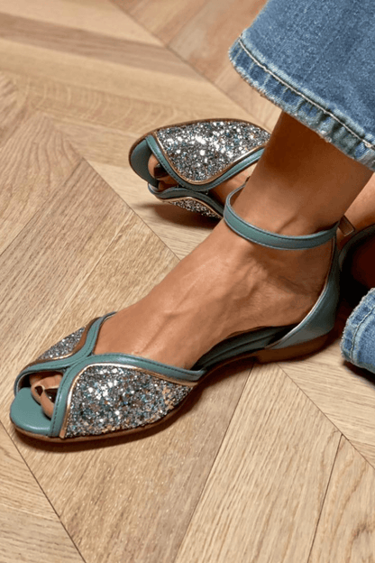 Sandales peep toe pailletées patchwork avec bride cheville et boucle