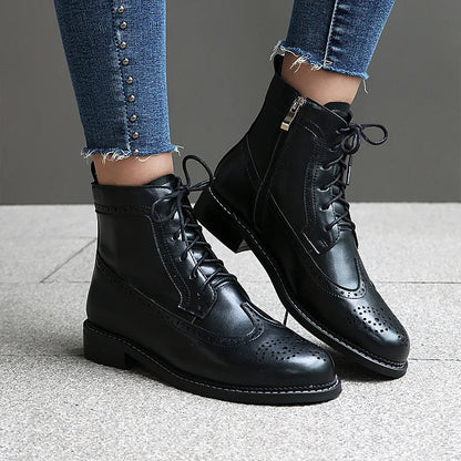 Claire | Bottines à Lacets Ajourées à Bout Rond
